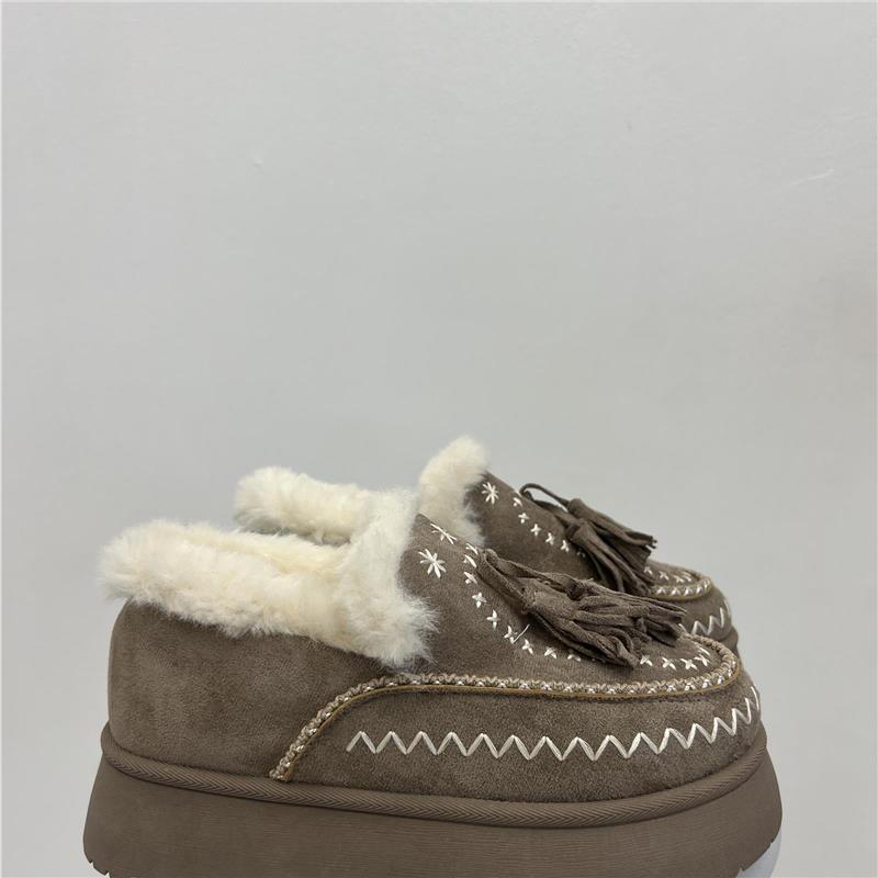 sabot con ricami khay